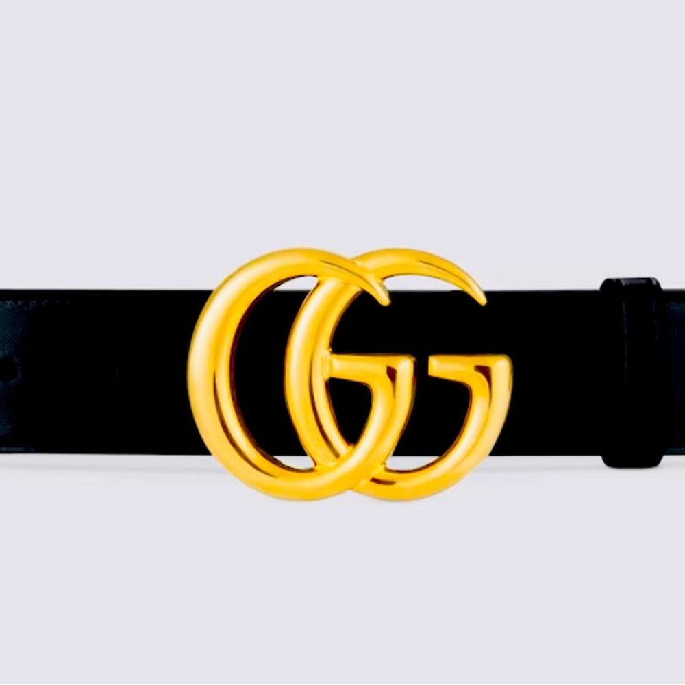 ⭐️⭐️Authentic BNWOT Gucci GG Marmont Leather Belt with Shiny Buckle. ⭐️⭐️